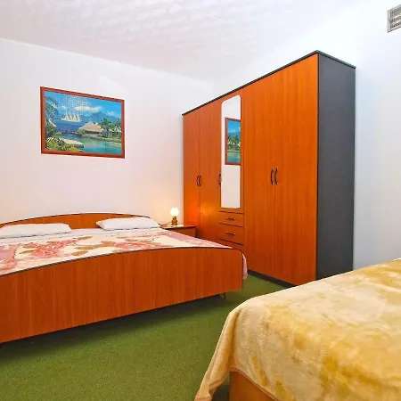 Slavko 525 Apartment *